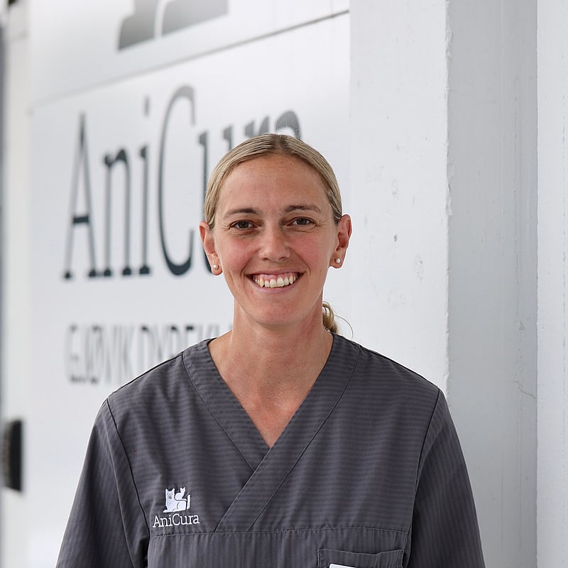 Bilde av Elisabeth Dizerens, Veterinær