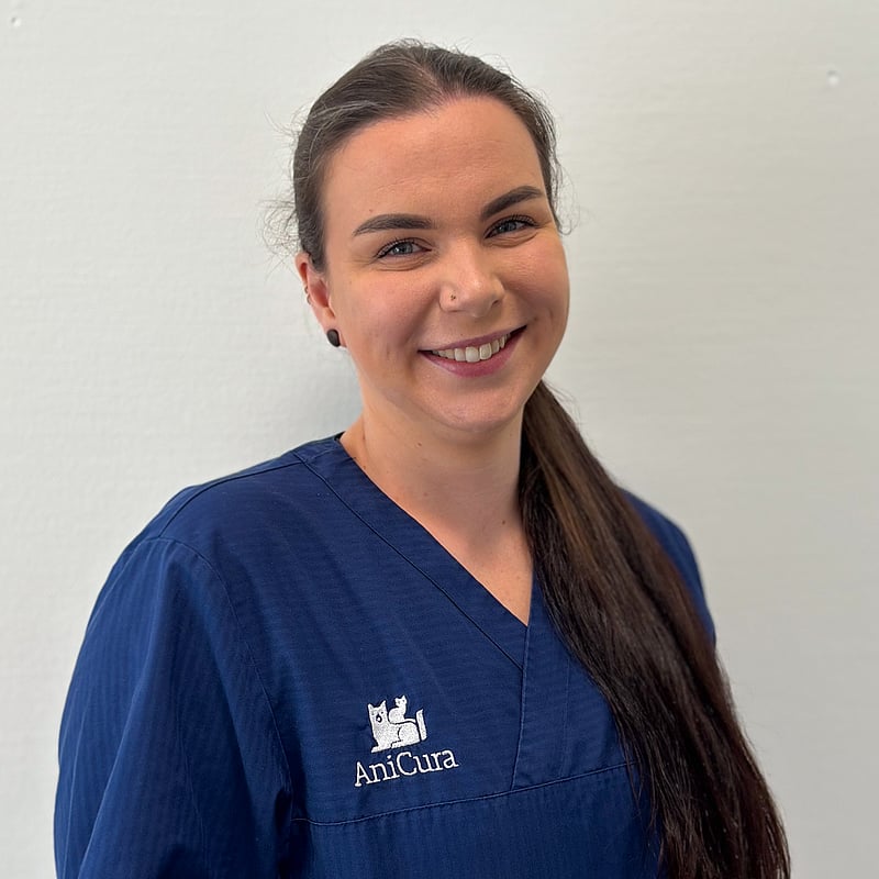 Bilde av Elena Olsen, Veterinær